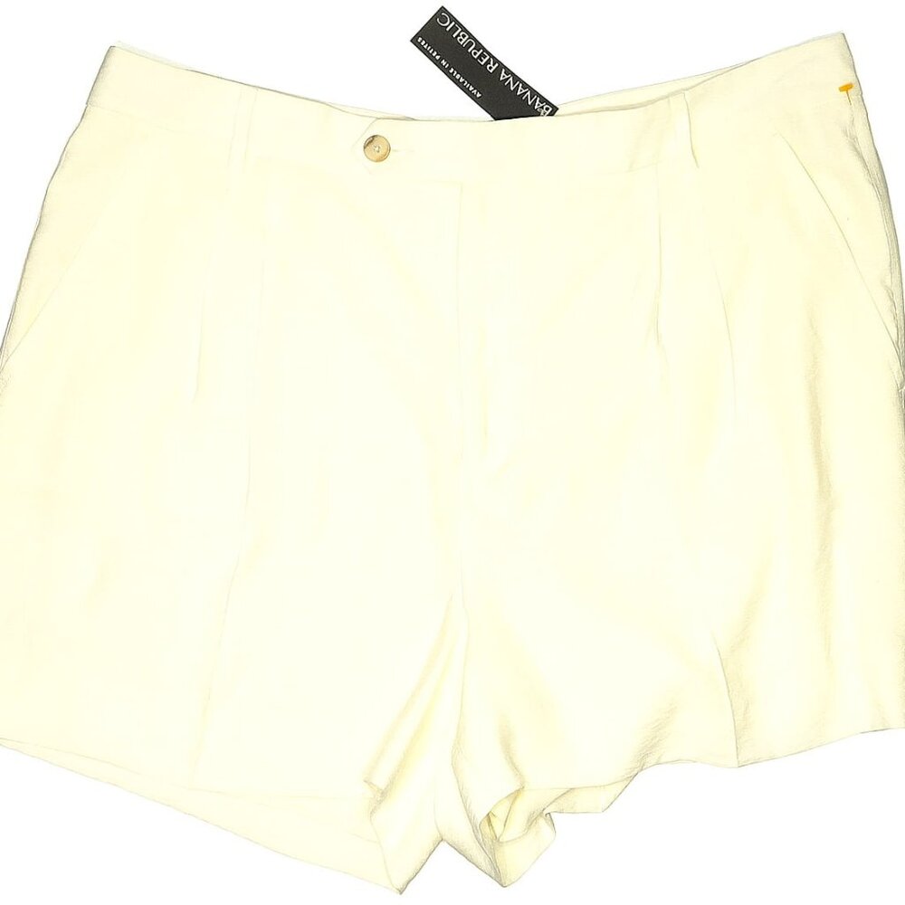 NWT Banana Republic Ivory Rayon Blend Fully-Lined Pleated-Front Shorts Size 18 - Picture 2 of 4